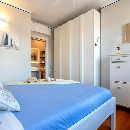 Forrest Seaside Loft View 121