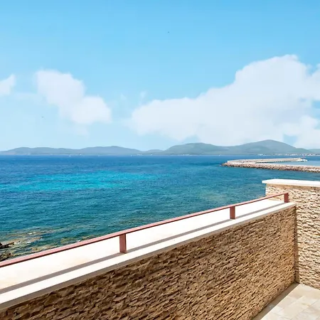 Forrest Seaside Loft View 121