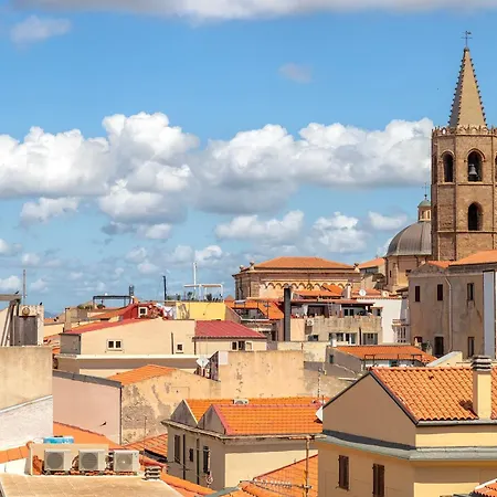 Forrest Seaside Loft View 121 Apartment