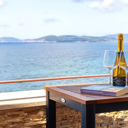 Forrest Seaside Loft View 121 Апартаменты *